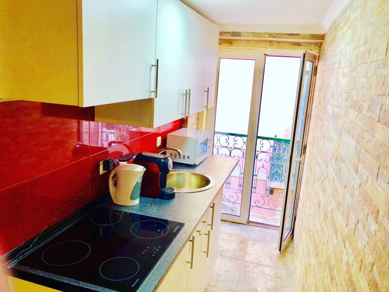 Lisbon Downtown Penthouse Balcony River View — photo 2