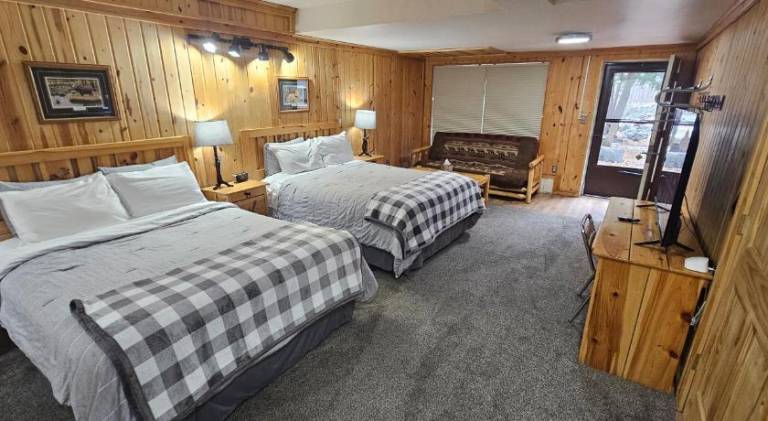 Willard Munger Inn in Duluth, MN