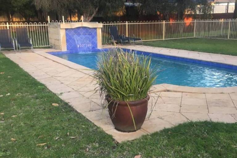 Hotel de beira de estrada  Wattle Grove