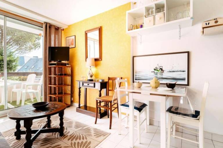 Wonderful rental apartment with yard | Pets allowed — photo 2