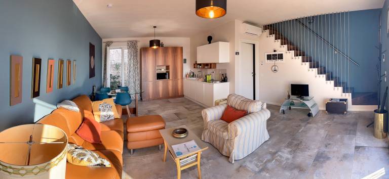 Fully equipped villa with barbecue, terrace & garden | Suitable for remote work | Dogs allowed — photo 3