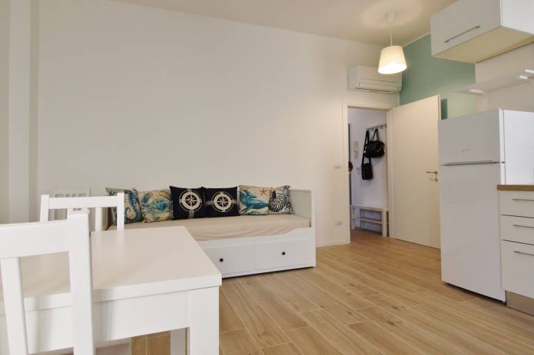 Apartment with 2 rooms for 6 persons — photo 4