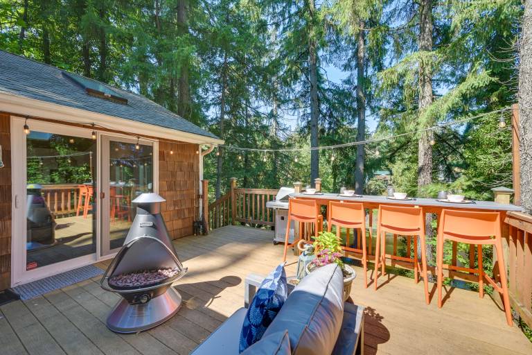 Waterfront Gem on Lake Saint Clair w/ Private Deck — photo 3