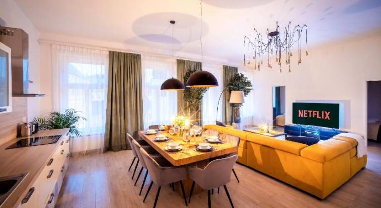 Serviced apartment with terrace | Close to Prague astronomical clock — photo 2