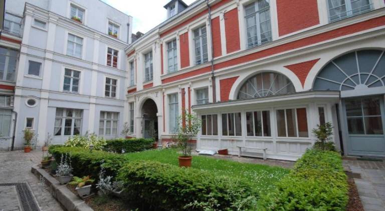 Rental apartment | Close to Lille Cathedral — photo 2