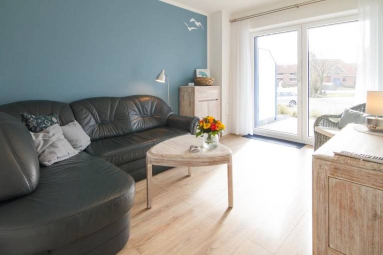Lovely holiday apartment with garden, patio & barbeque | Pets allowed — photo 2