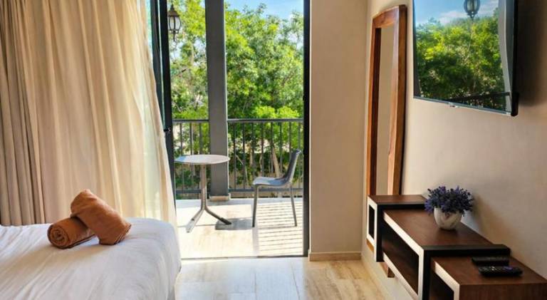 Holiday apartment with pool — photo 2