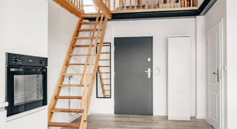 Rental apartment with yard — photo 3