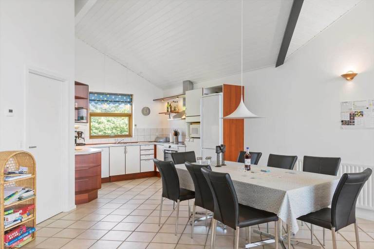 Children-friendly vacation home with sauna, hot tub & grill | Pets allowed — photo 4