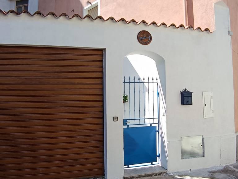 Ferienhaus in Orgosolo, Sardinien für max. 4 Personen, Ferienhaus in Orgosolo, Sardinien für max. 4 Personen,