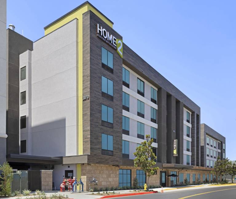 Home2 Suites by Hilton Riverside Downtown