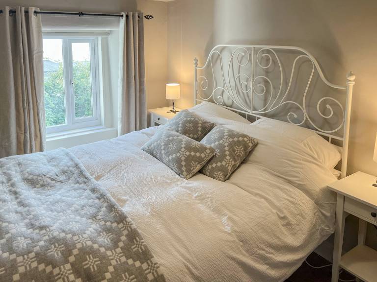Cottage with garden | River view — photo 5