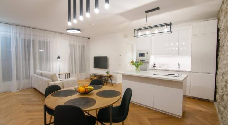 Wonderful apartment with sauna & patio | Close to Town Hall Square | Dogs allowed in Tallinn