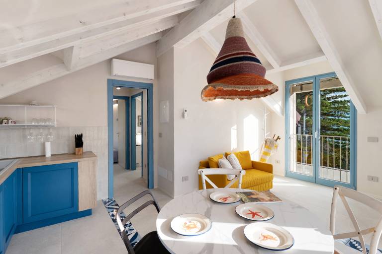 Fully equipped apartment with patio, garden & fast internet | Sea view | Perfect for remote work | Dogs allowed — photo 4