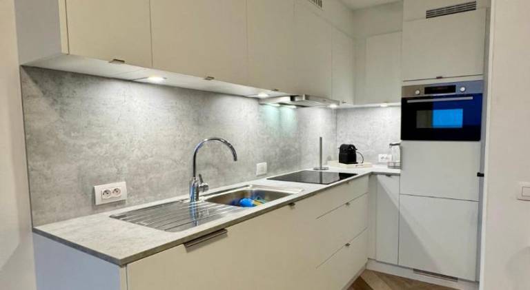 Cozy Panorama Flat by the Beach — photo 3
