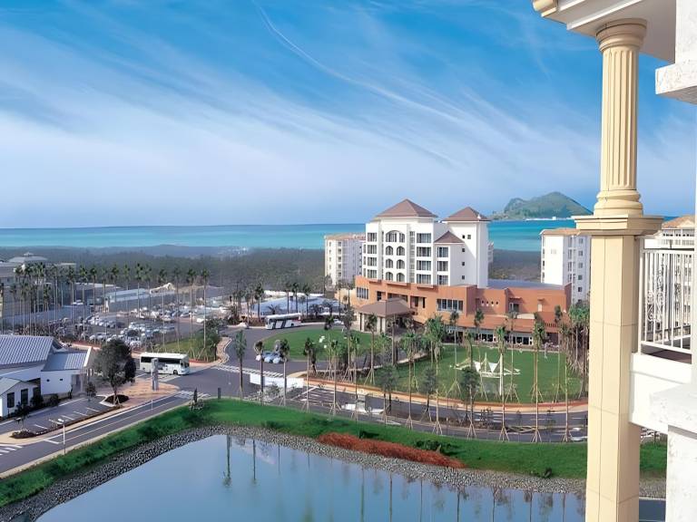 Jeju Raon Hotel & Resort