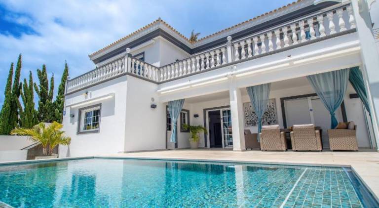 Villa with pool in Adeje