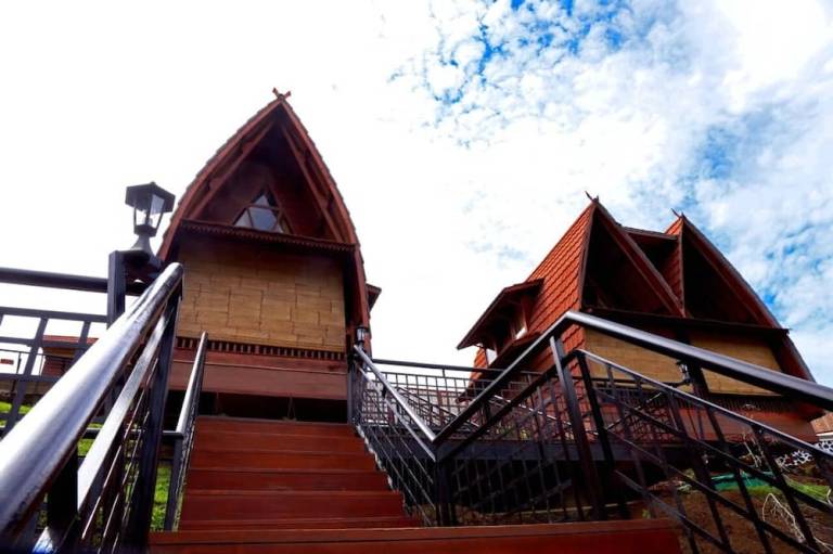 Swarga Lodge and Homestay