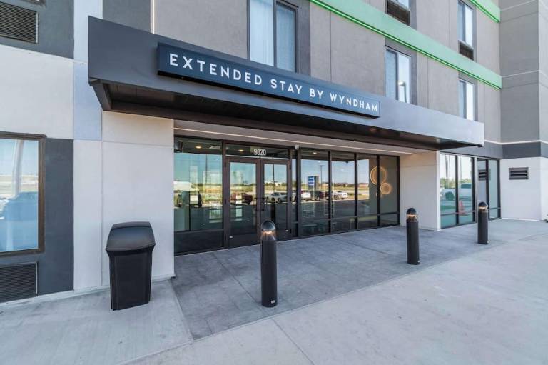 ECHO Suites Extended Stay by Wyndham Dallas Plano Frisco