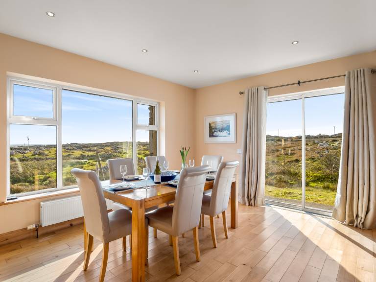 Family-friendly wonderful cottage with BBQ & yard | Water view | Good for workation | Pets allowed — photo 3