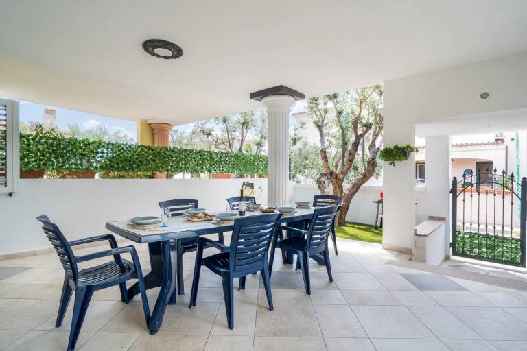 Apartment with garden, terrace & barbecue | Panoramic view — photo 2