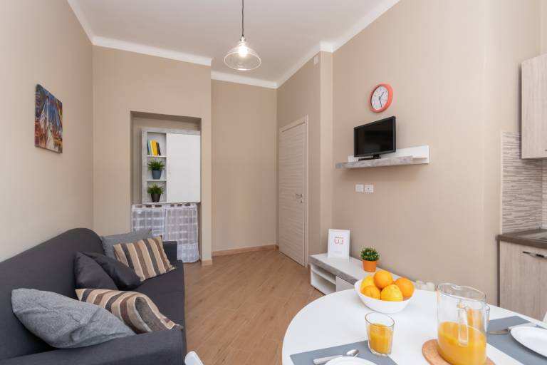 Apartment with 1 room for 4 persons — photo 3
