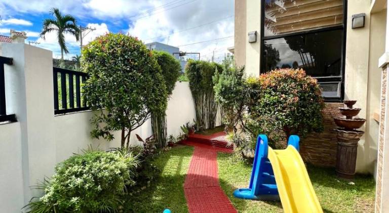 House with barbecue, yard & patio | Pet-friendly — photo 5