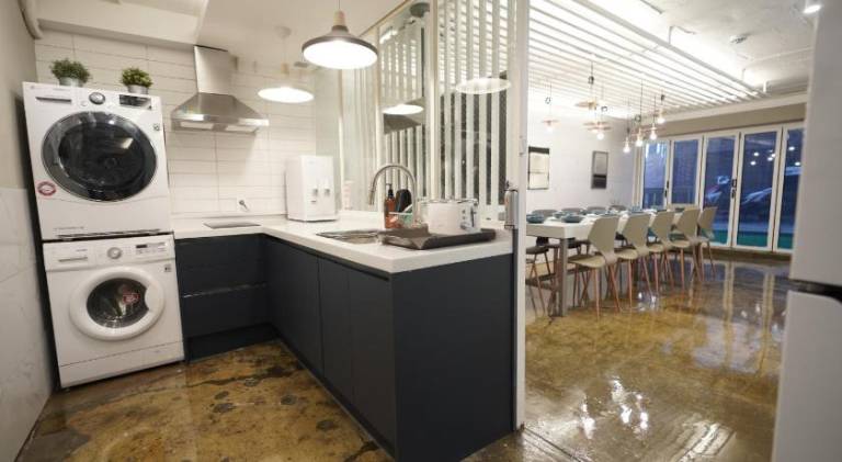Holiday apartment with patio — photo 4