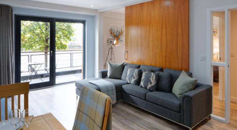 Rental apartment | Next to Riverside Museum | Pets are welcome — photo 2