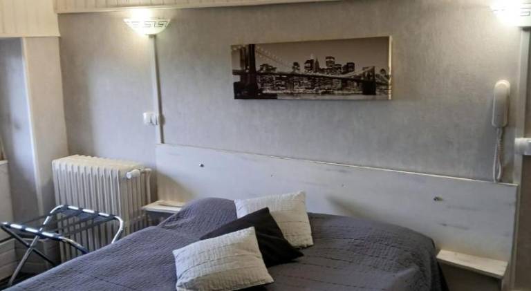 Hotel Les Platanes — photo 3