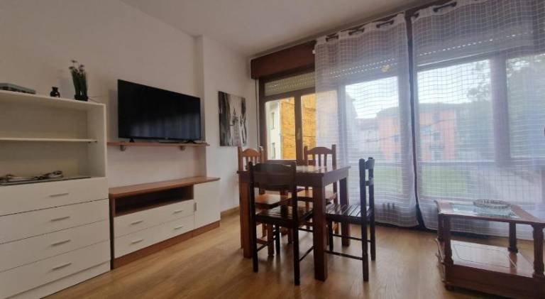Rental apartment with 2 rooms for 4 persons — photo 2
