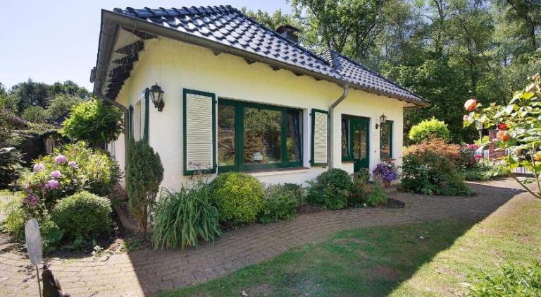 Vacation home with 1 room for 4 persons in Brueggen