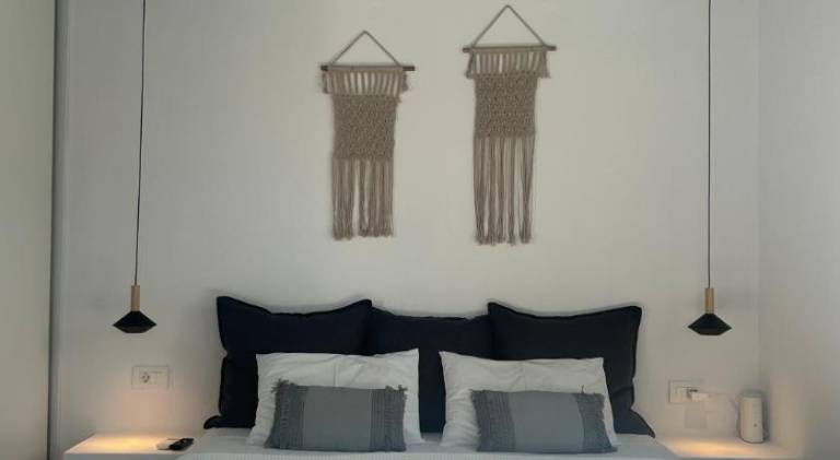 Holiday apartment with patio | Pet-friendly — photo 2