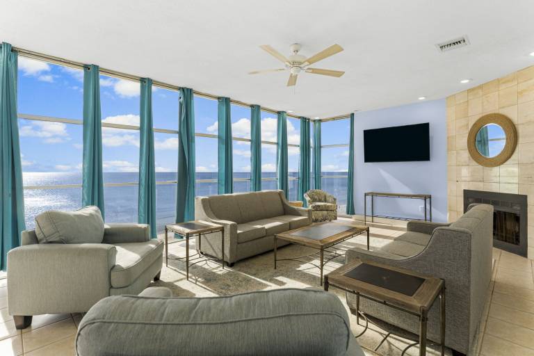 Condo Lullwater Beach On Gulf Of Mexico