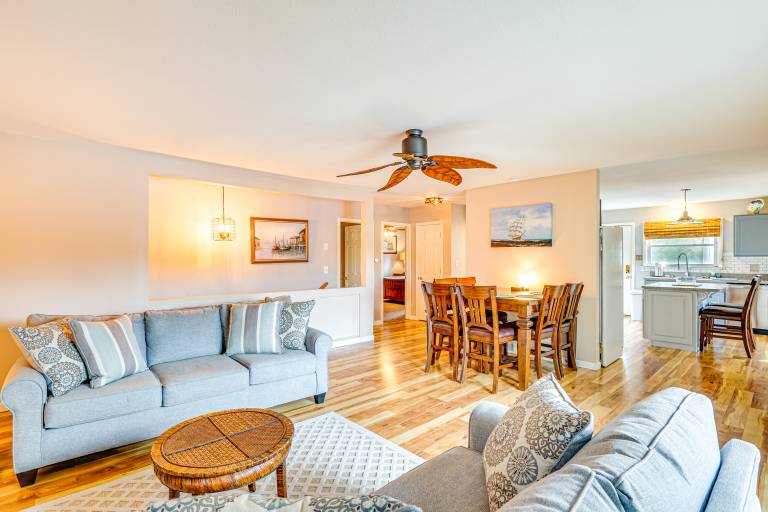 'The Waterfront Gem' w/ Dock in Osage Beach! — photo 5