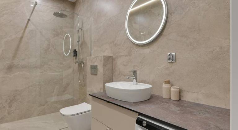 Holiday apartment with 2 rooms for 5 persons — photo 2