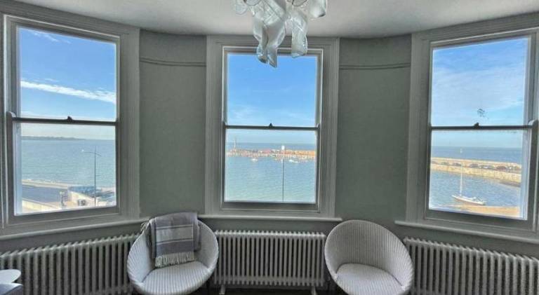 Holiday apartment with 2 rooms for 4 persons in Margate
