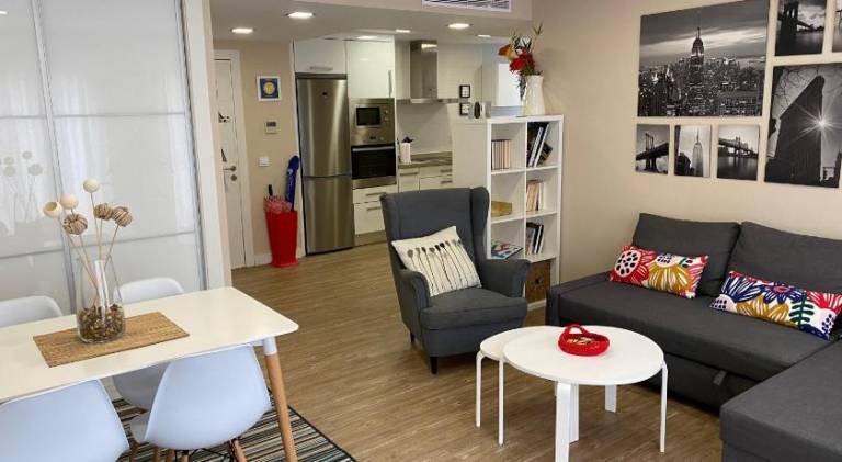 Charming apartment with pool | Close to Málaga Cathedral | Pet-friendly in Málaga