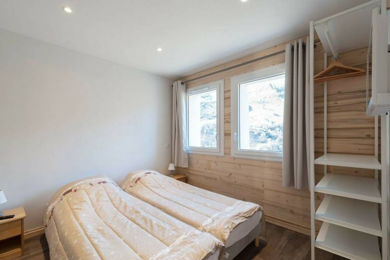 Chalet with terrace | Mountain view — photo 3