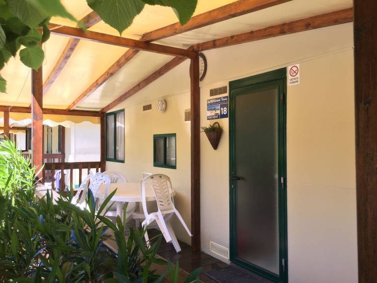 Rental apartment with patio & pool | Nature view — photo 4