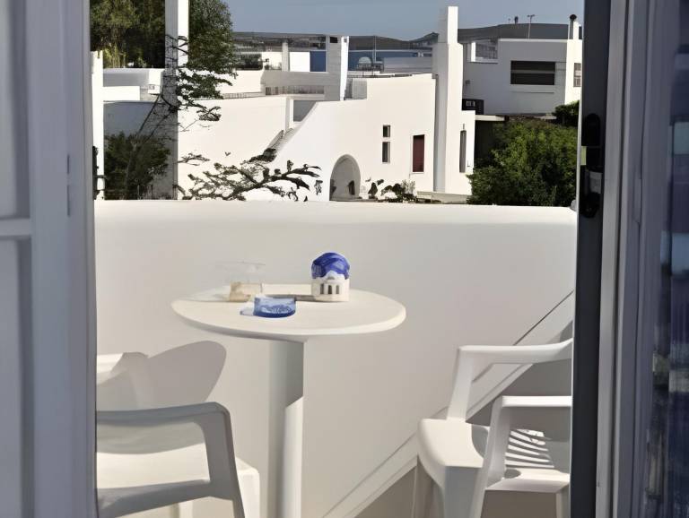 Holiday apartment with barbecue, terrace & garden — photo 4