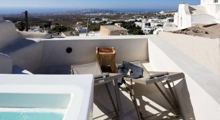 Thiro Bliss Villa with private jacuzzi — photo 4