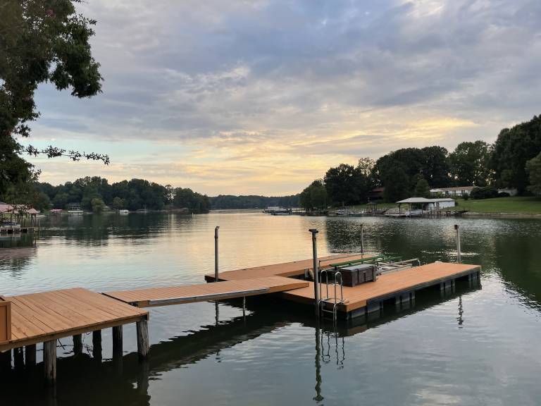 Cabin Lake Norman of Catawba
