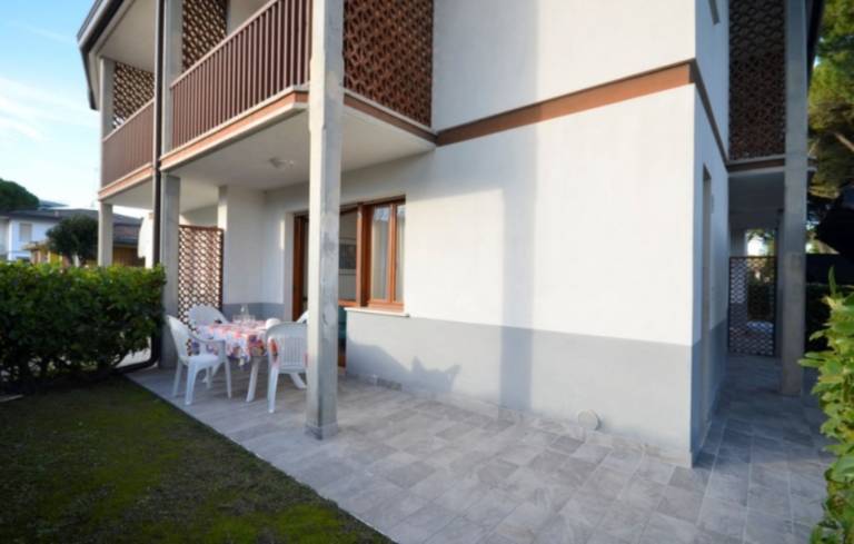 Child-friendly lovely villa with yard | Garden view | Beach nearby | Pets are welcome — photo 5