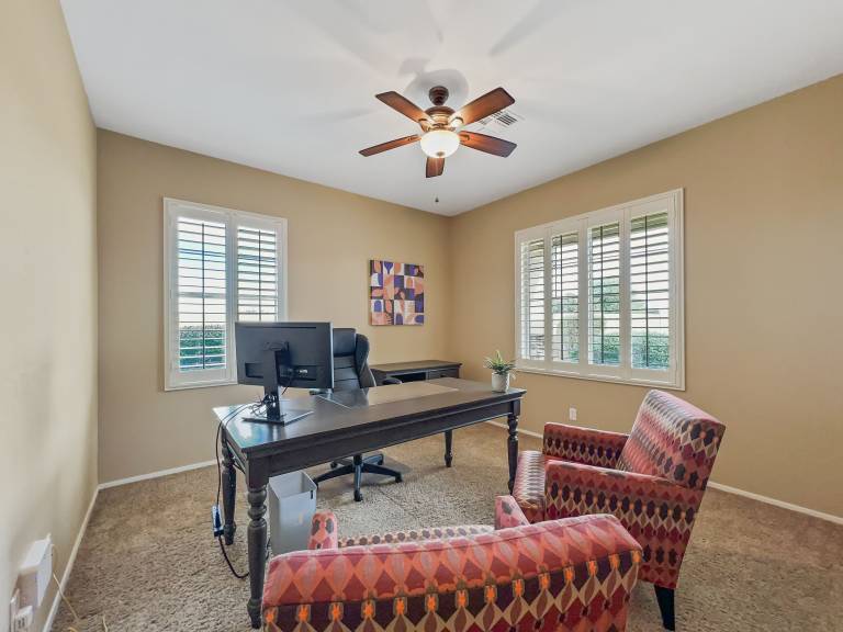 Family-oriented spacious vacation home with yard, private pool & barbecue | Water view | Good for workation | Pets are welcome — photo 5