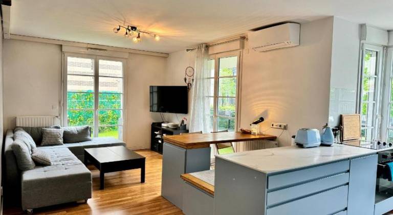 Holiday apartment with terrace — photo 2