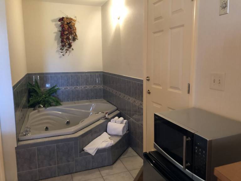 Motel  Chicopee