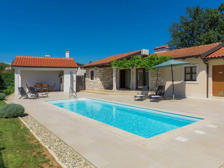 Ferienhaus in Sveti Petar u Šumi für max. 6 Personen Ferienhaus in Sveti Petar u Šumi für max. 6 Personen