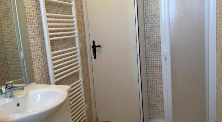 Holiday apartment with 2 rooms for 5 persons — photo 2