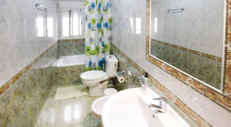 Holiday apartment with 2 rooms for 4 persons — photo 4
